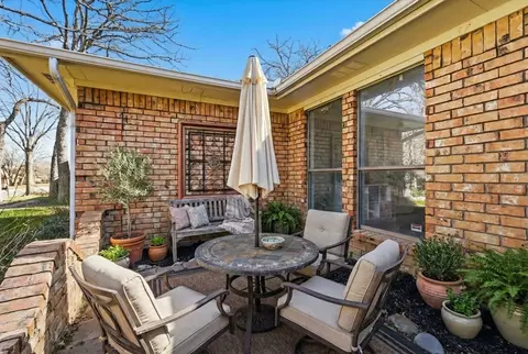 5114 Overridge Dr, Arlington, TX 76017