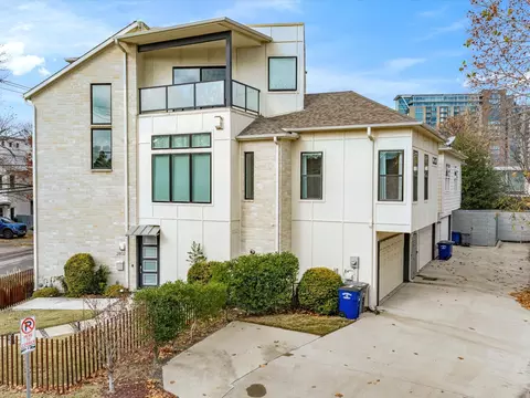 2802 Lee St, Dallas, TX 75206