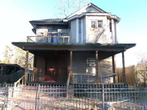 1062 Boulevard St, Shreveport, LA 71104