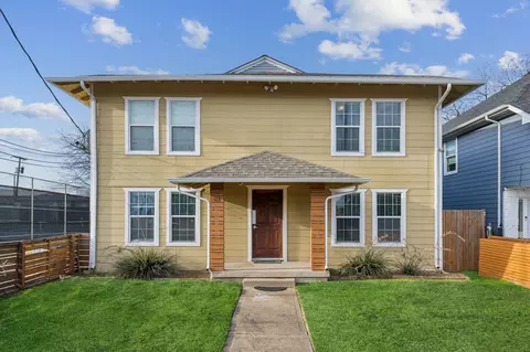 413 E 10th St, Dallas, TX 75203