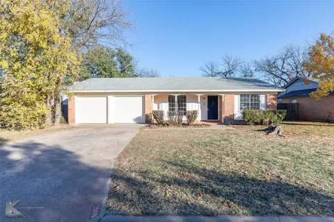 2509 Woodridge Dr, Abilene, TX 79605