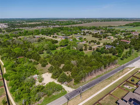 1460 S Uhl Rd, Glenn Heights, TX 75154