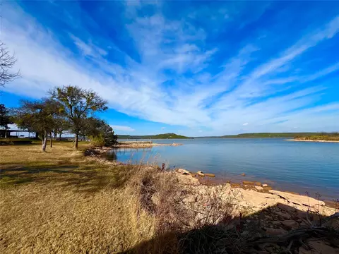105 Breding Dr, Graford, TX 76449