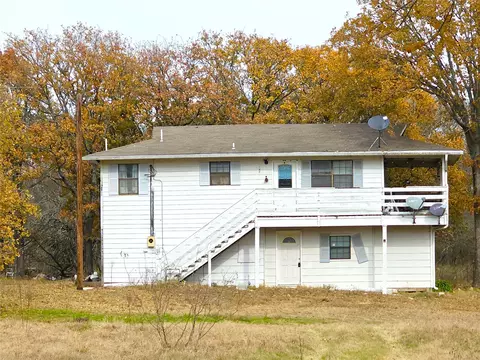 2240 County Road 2162, Barry, TX 75102