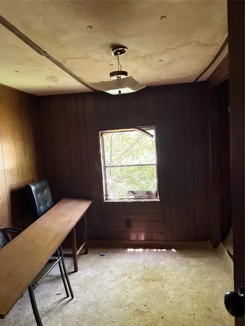 601 E Walcott Ave, Comanche, TX 76442 photo 8