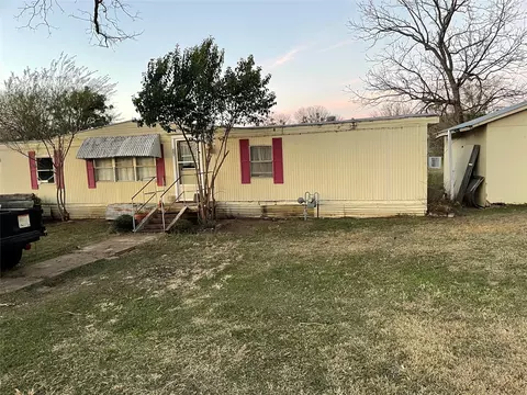 601 E Walcott Ave, Comanche, TX 76442 photo 16