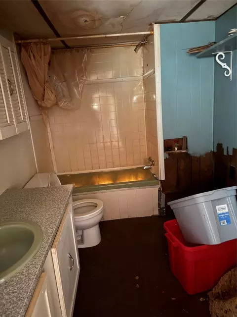 601 E Walcott Ave, Comanche, TX 76442 photo 9