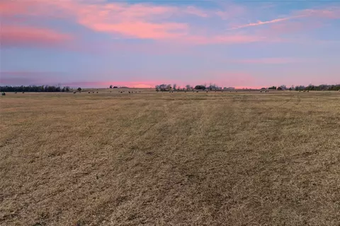 0000 Fm 13200, Blossom, TX 75416