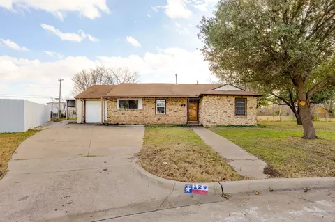 129 Collins Ct, Blue Mound, TX 76131