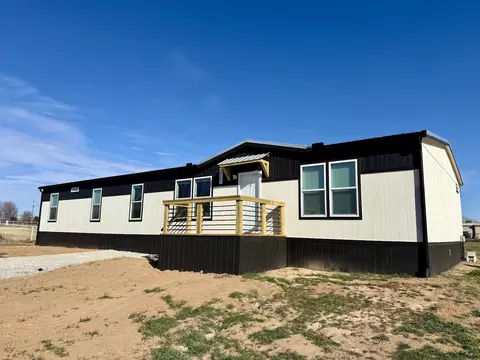 215 Salt Grass Cir, Poolville, TX 76487