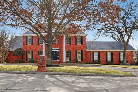 3403 Crossgate Cir S, Colleyville, TX 76034
