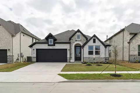 5600 Burford Ln, Aubrey, TX 76227