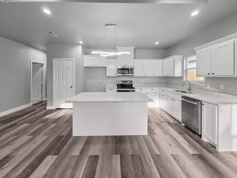 1223 Wesley St, Greenville, TX 75401