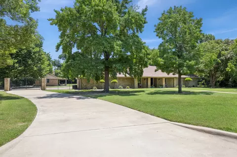 660 Sorita Cir, Heath, TX 75032