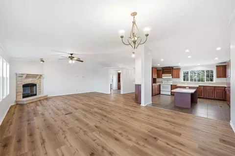 185 Eagle Ridge Rd, Mcgregor, TX 76657 photo 4