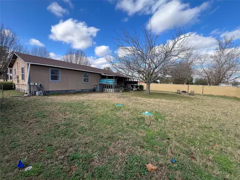 Exterior - 2183 Fm 1567 E, Como, TX 75431 photo 4 of 4
