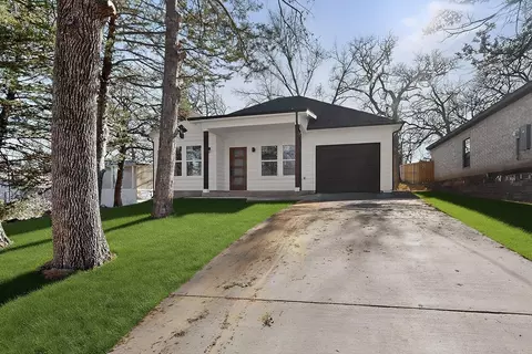 Exterior - 616 E Shepherd St, Denison, TX 75021 photo 5 of 6