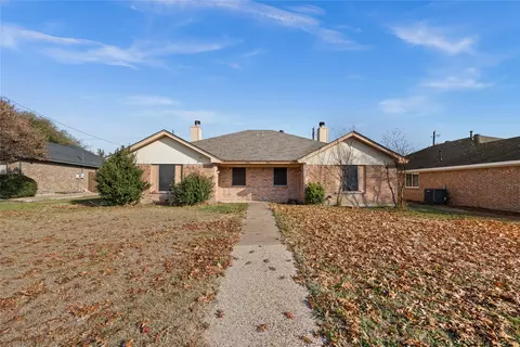 1001 Meadow Cir N #2, Keller, TX 76248