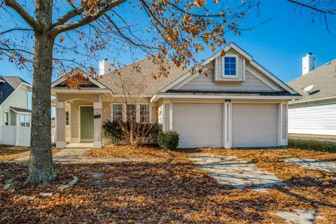 312 Creekside Dr, Anna, TX 75409