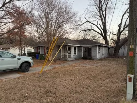 12010 Badger Dr, Balch Springs, TX 75180