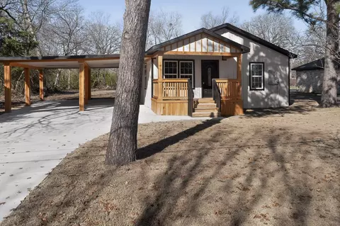 912 Netherland Dr, Seagoville, TX 75159