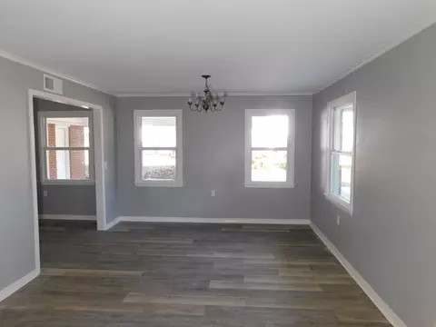 Living - 204 NW 3rd St, Springhill, LA 71075 photo 1 of 5