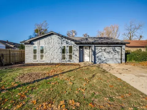 1103 Autumn Oak Dr, Denton, TX 76209