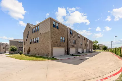 Exterior - 801 Cassandra Ct, Euless, TX 76040 photo 3 of 3