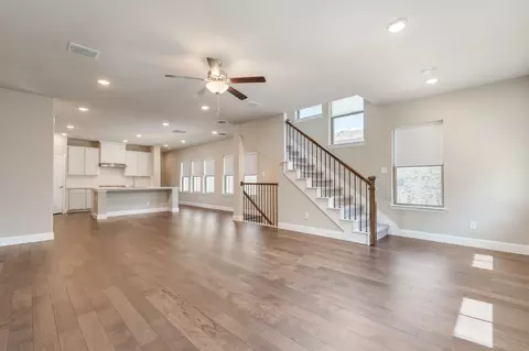 Living - 801 Cassandra Ct, Euless, TX 76040 photo 4 of 5
