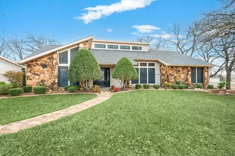 7260 Hudson Cemetery Rd, Mansfield, TX 76063