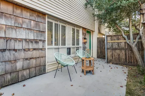 2702 Douglas Ave #129, Dallas, TX 75219