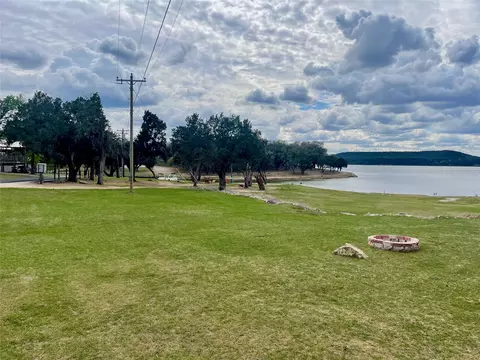2334 Sanbar Rd #26, Graford, TX 76449