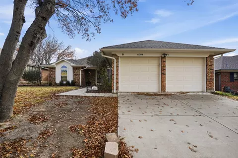 6004 Sundown Dr, Watauga, TX 76148