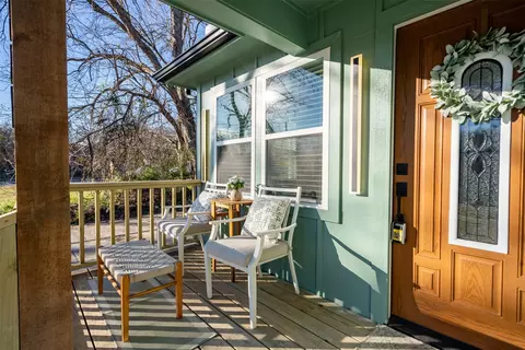 2807 Silkwood St, Dallas, TX 75215