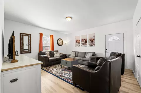 Living - 3100 N 27th St, Waco, TX 76708 photo 2 of 2