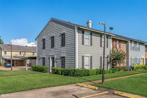 10302 Loma Vista Dr, Shreveport, LA 71115