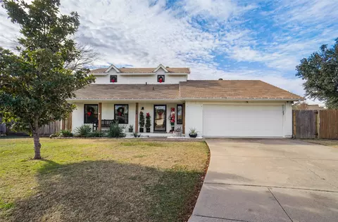 7104 Bahama Ct, North Richland Hills, TX 76180