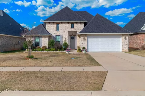 327 Newport Ln, Benton, LA 71006