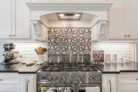 Kitchen - 3416 Edward Dr, Waco, TX 76708 photo 4 of 7