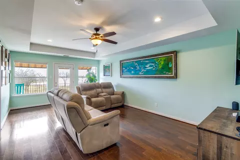 Living - 1802 Benedict Ct, Rowlett, TX 75088 photo 4 of 4