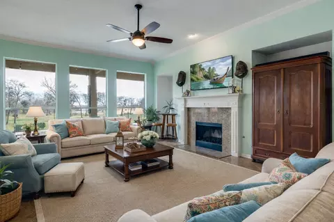 Living - 1802 Benedict Ct, Rowlett, TX 75088 photo 1 of 4