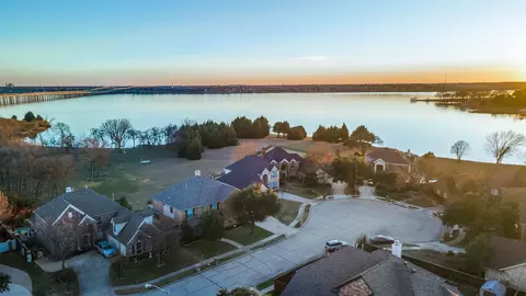 1802 Benedict Ct, Rowlett, TX 75088