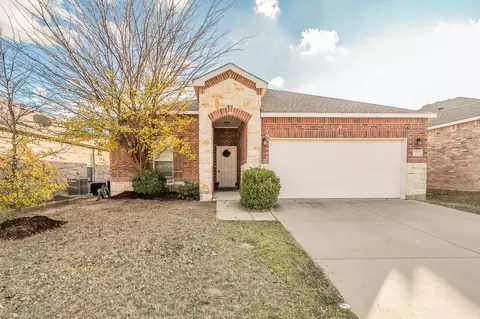 321 Mariscal Pl, Fort Worth, TX 76179