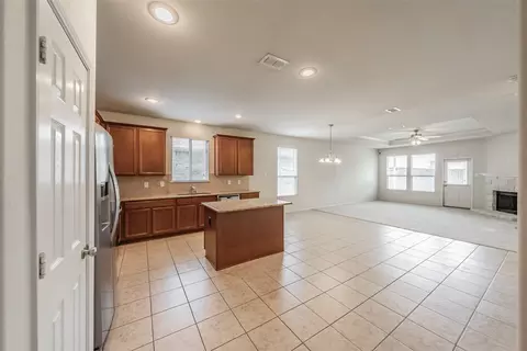 321 Mariscal Pl, Fort Worth, TX 76179