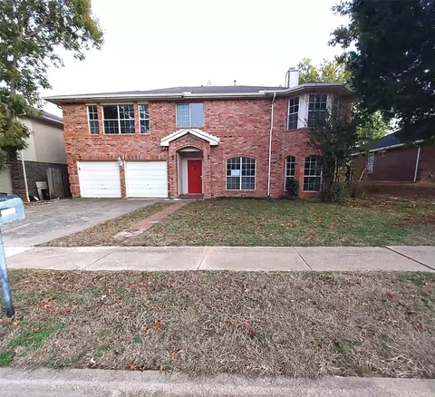 2107 Meadowview Dr, Corinth, TX 76210