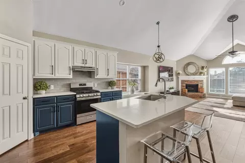 1060 Jennifer Pl, Lewisville, TX 75077