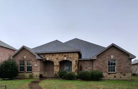 2210 Marvin Dr, Lancaster, TX 75134