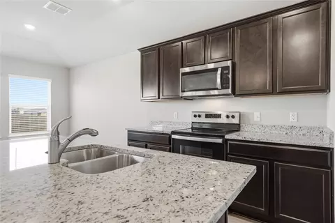3304 Brosnan Rd, Lorena, TX 76655 photo 9
