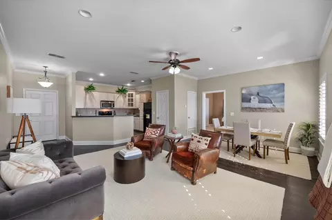 603 W 6th Ave #203, Corsicana, TX 75110