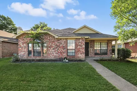 4126 Tarpon Ln, Grand Prairie, TX 75052